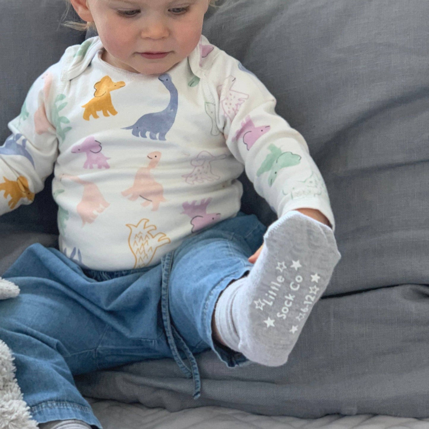 Non-Slip Stay on Baby and Toddler Socks - Grey Sky: 6-12 mths