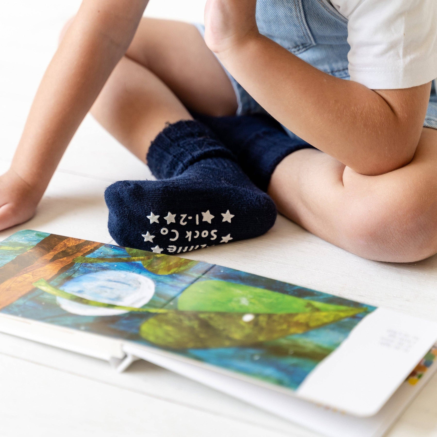 Cosy Stay-On Non-Slip Baby Socks in Navy: 1-2 years
