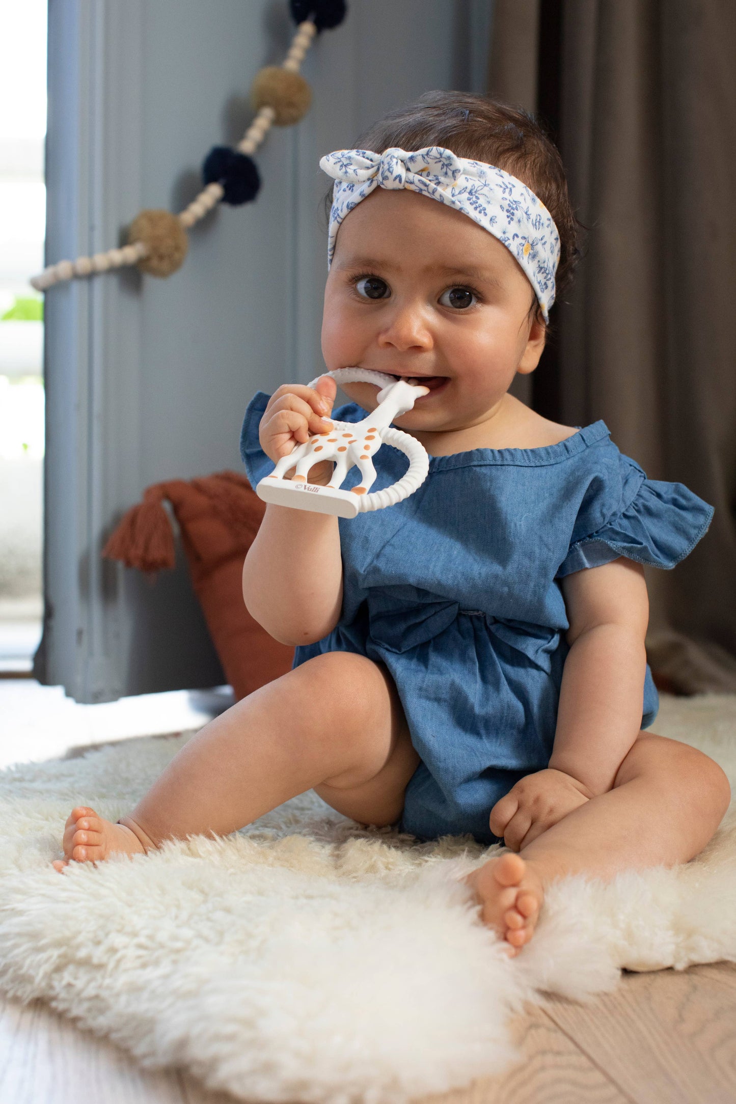 So Pure Sophie La Girafe Teething Ring - Natural Rubber