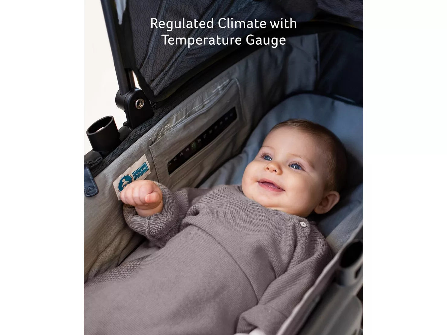 ** CHRISTMAS OFFERS ** Ark 3-in-1 Travel System Black