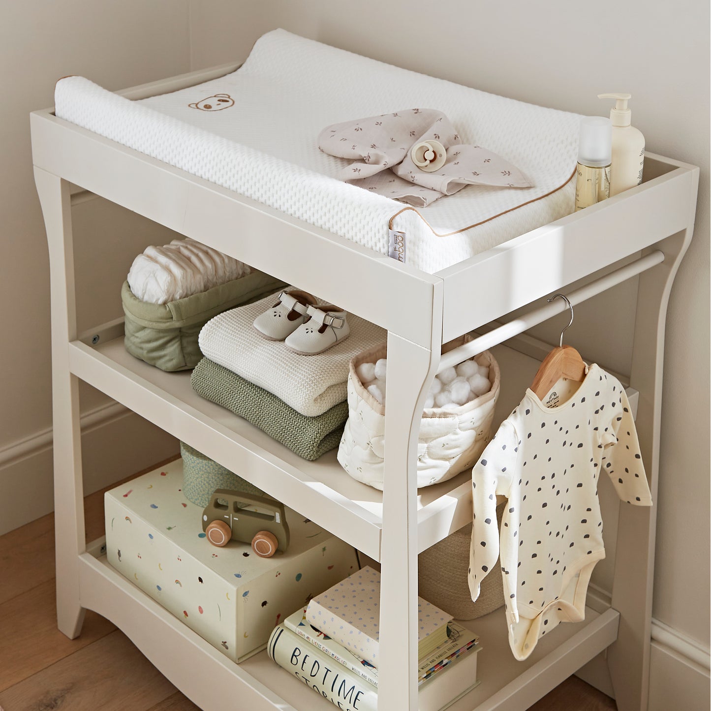 Cuddleco Clara Mini Open Changer- Cashmere