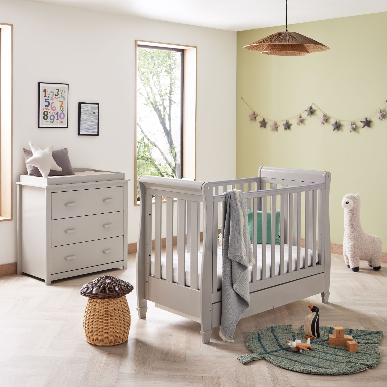 Eva 2 Piece Room Set