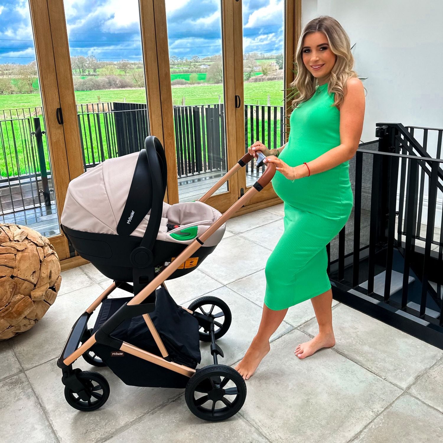 MB500i Dani Dyer Rose Gold Stone iSize Travel System