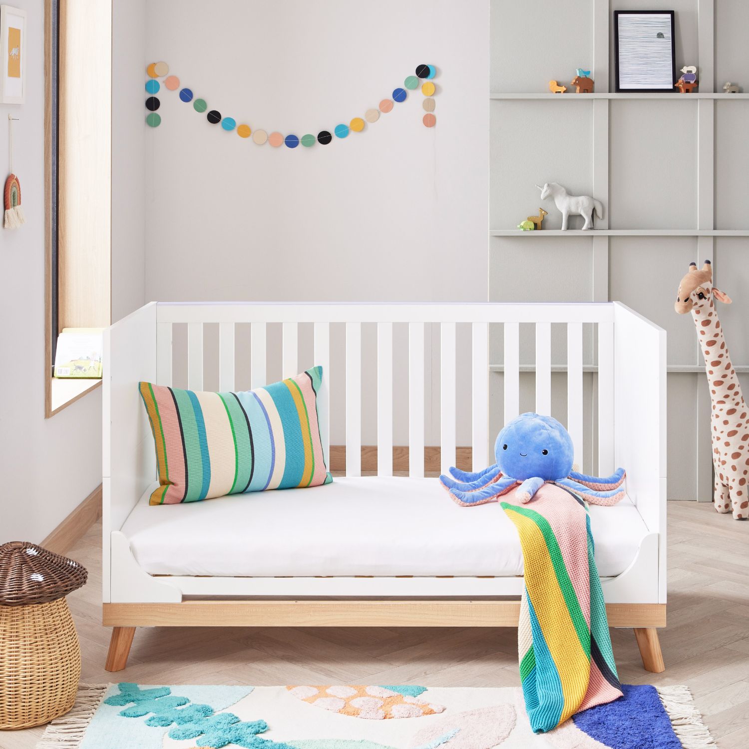 Mona Cot Bed