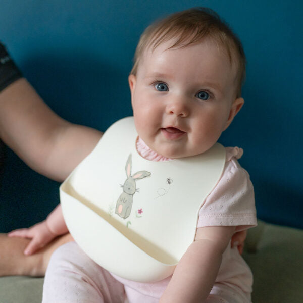 Ziggle Catch It Silicone Bib Bunnies Cream