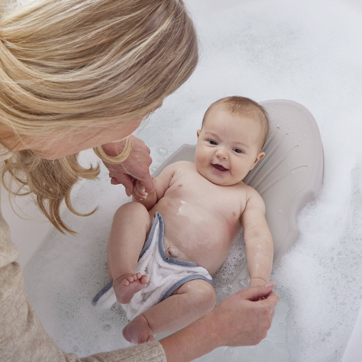 Shnuggle Newborn Bath Support