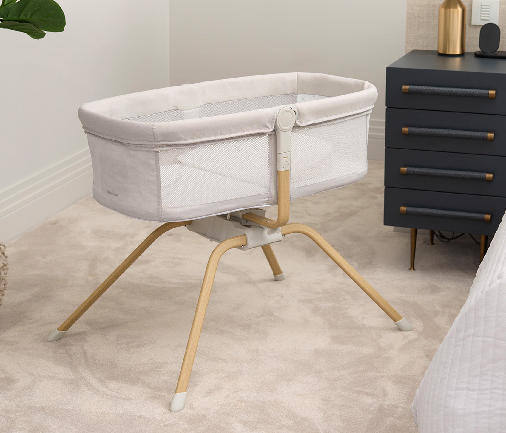 Babymore Air Motion Gliding Crib