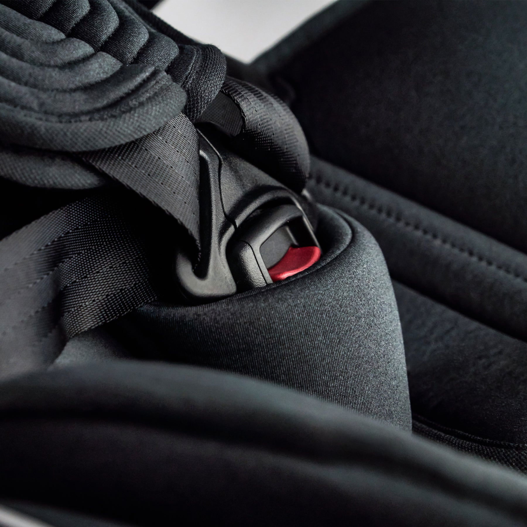 Arthur Group 0+/1/2/3 Child Car Seat - Onyx