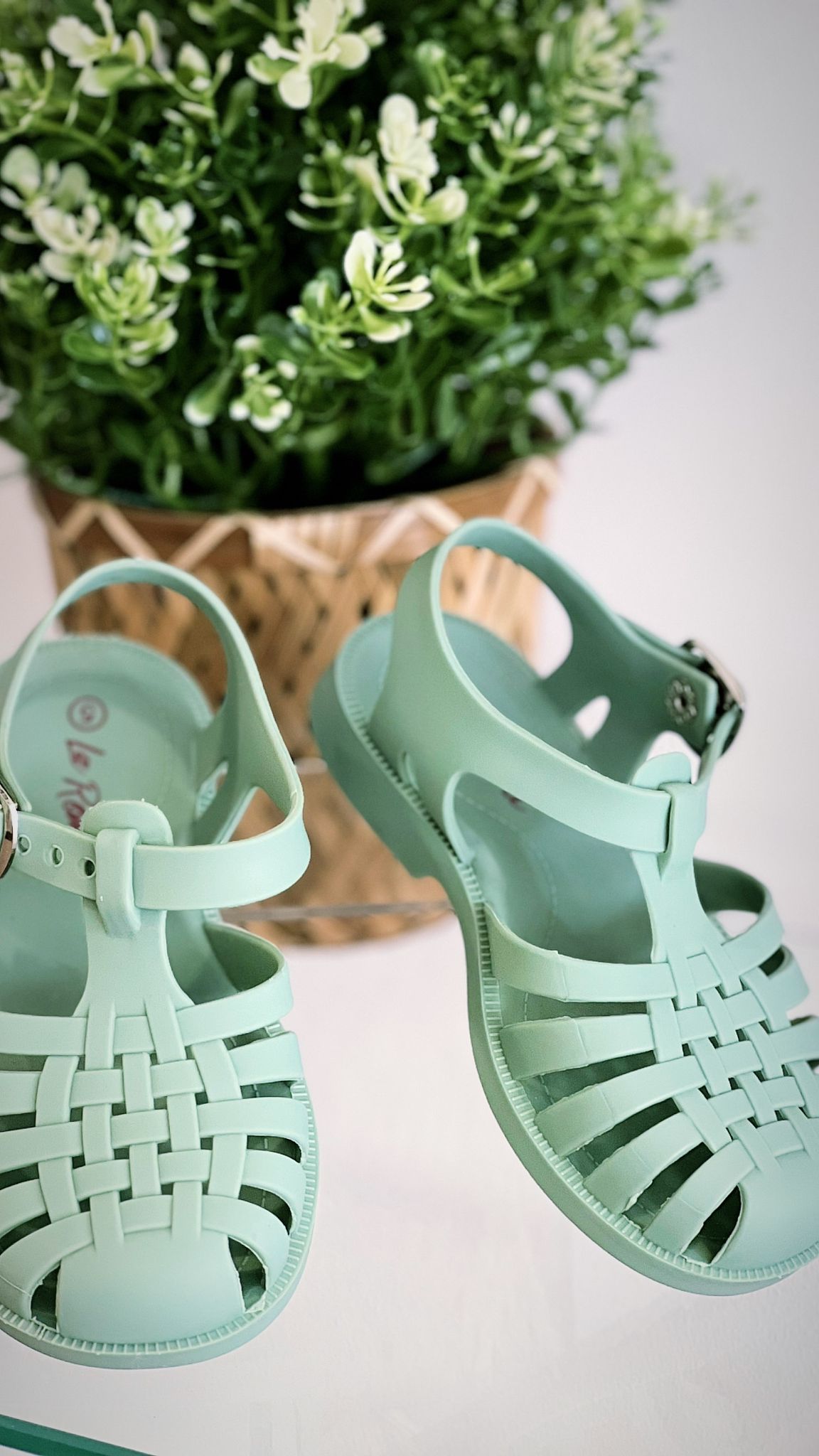 La Romi Jelly Sandals