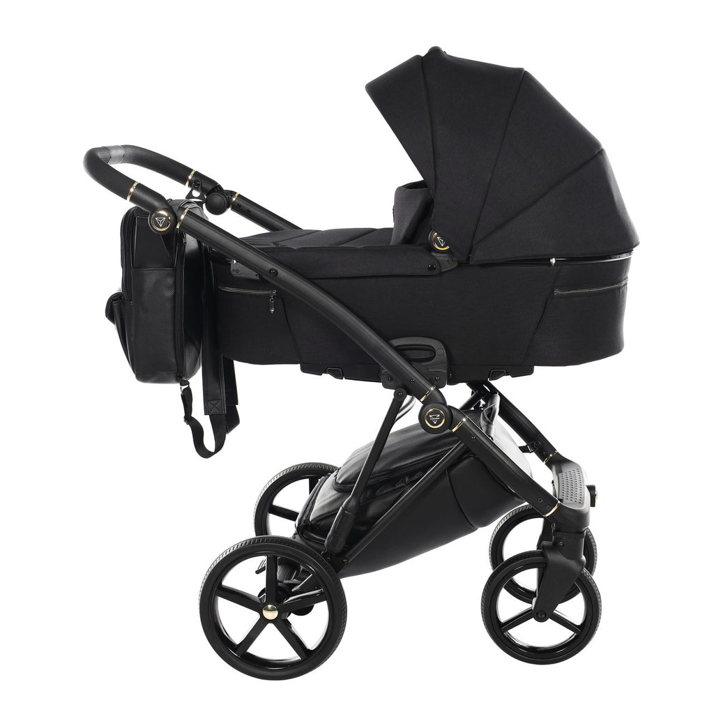 Junama Air 4 In 1 Travel System Black