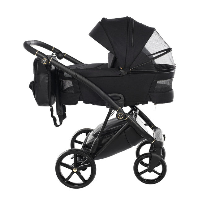 Junama Air 4 In 1 Travel System Black
