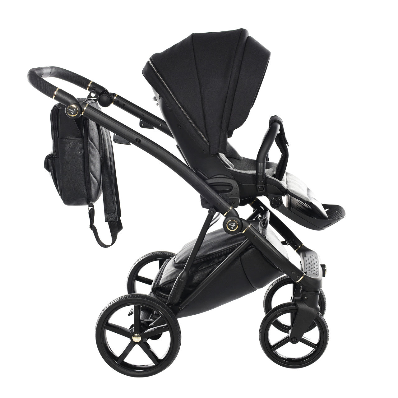 Junama Air 4 In 1 Travel System Black