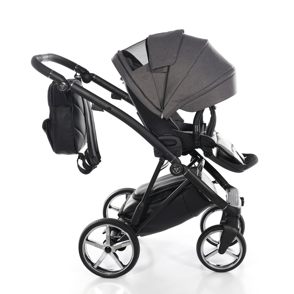Junama Air 4 In 1 Travel System Graphite
