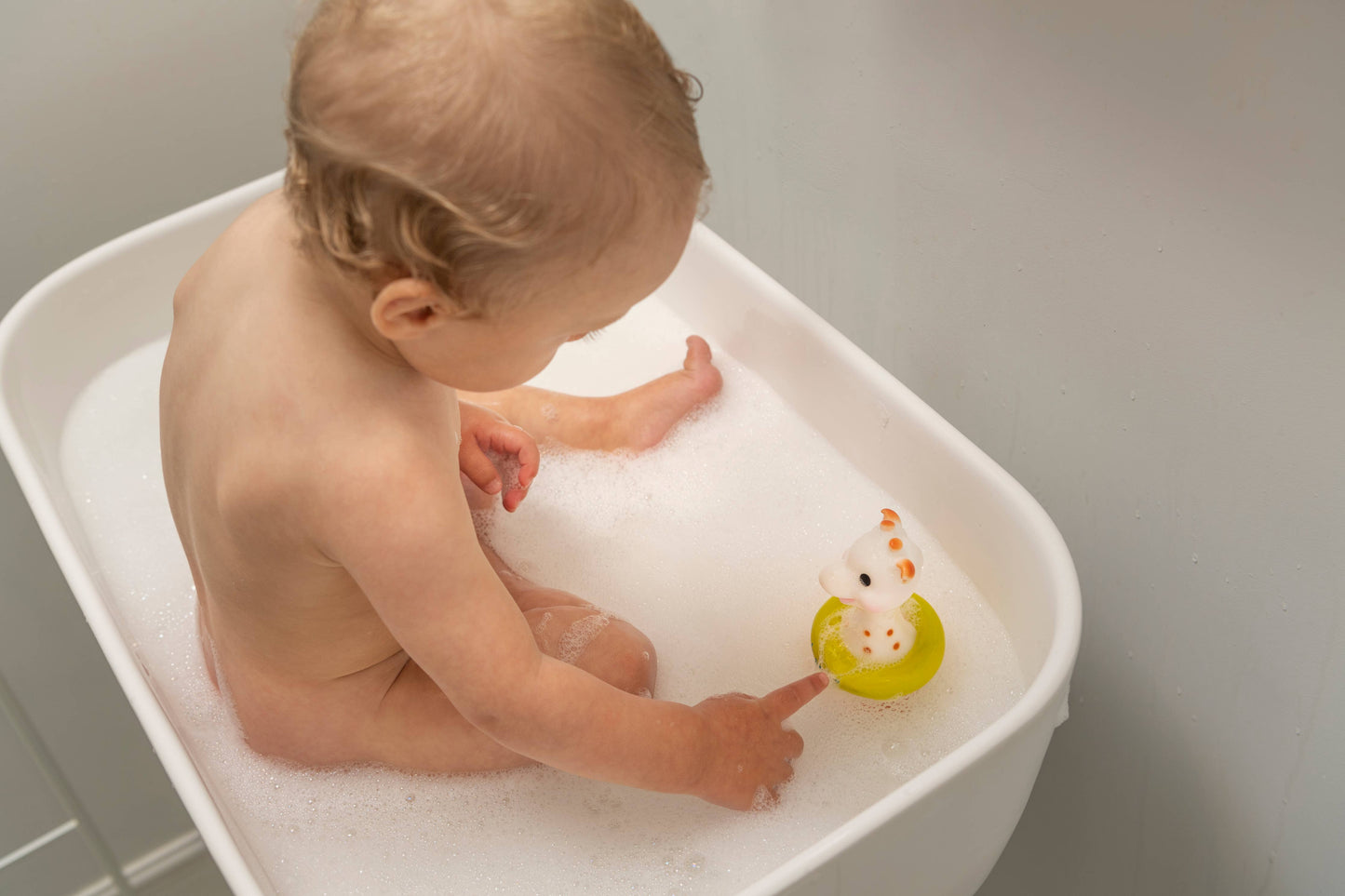Sophie La Giraffe Bath Toy - Bathtime