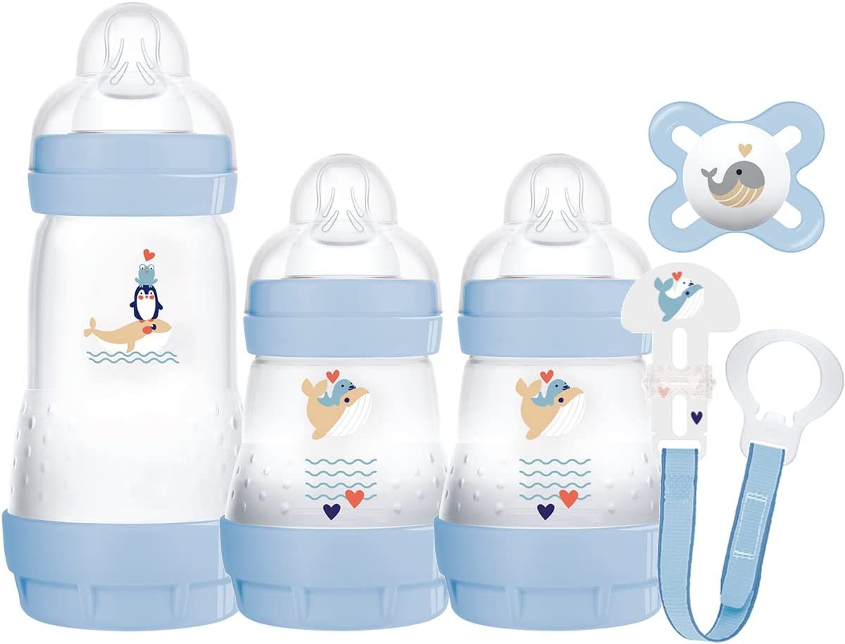 MAM Welcome To The World Set, Newborn Bottle Set with 0-2 Months Baby Soother and Clip, Newborn Baby Gifts, Blue (Designs May Vary)