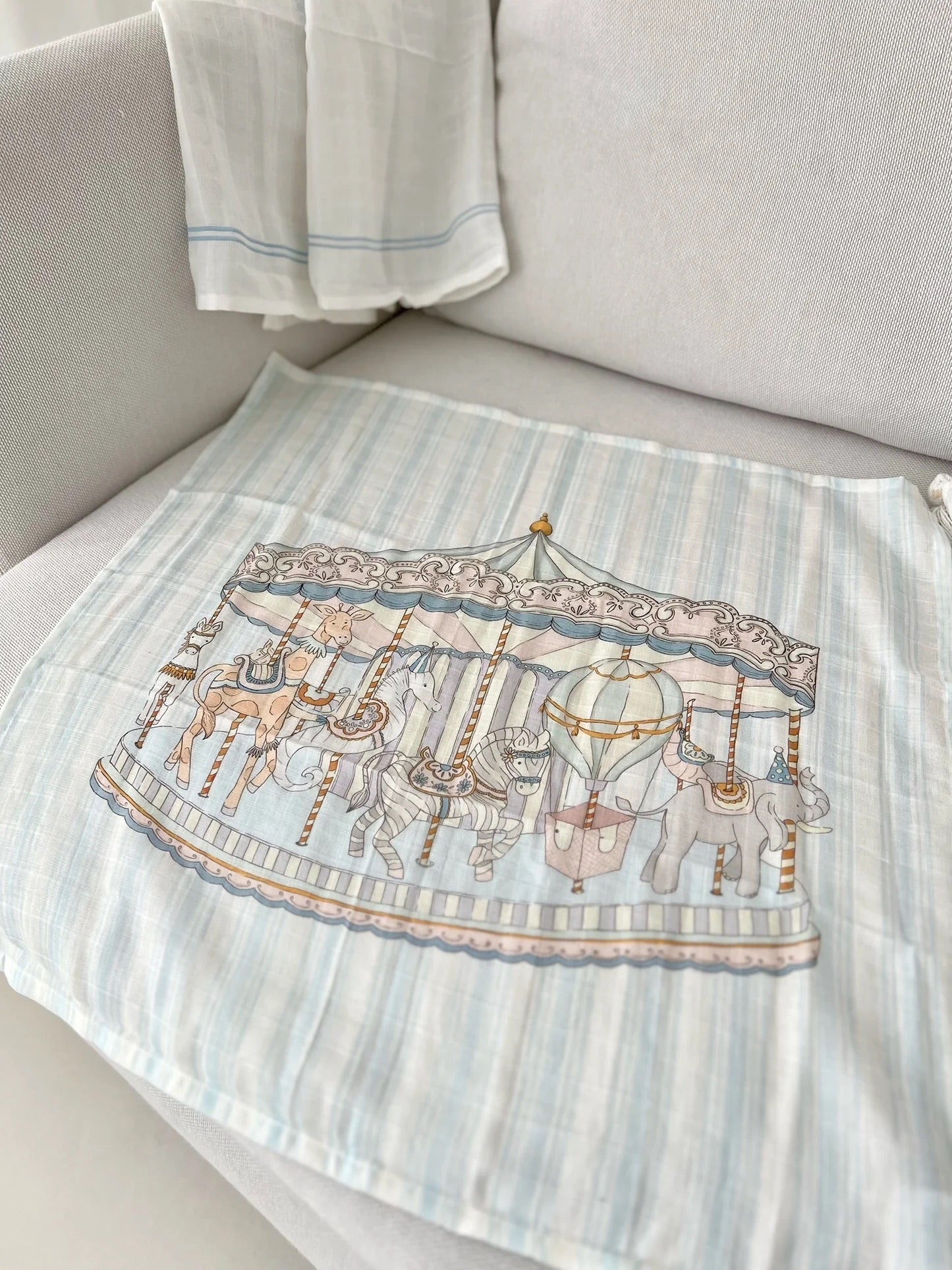 The Gilded Bird Muslin Swaddle (Set Of 3)- Carousel
