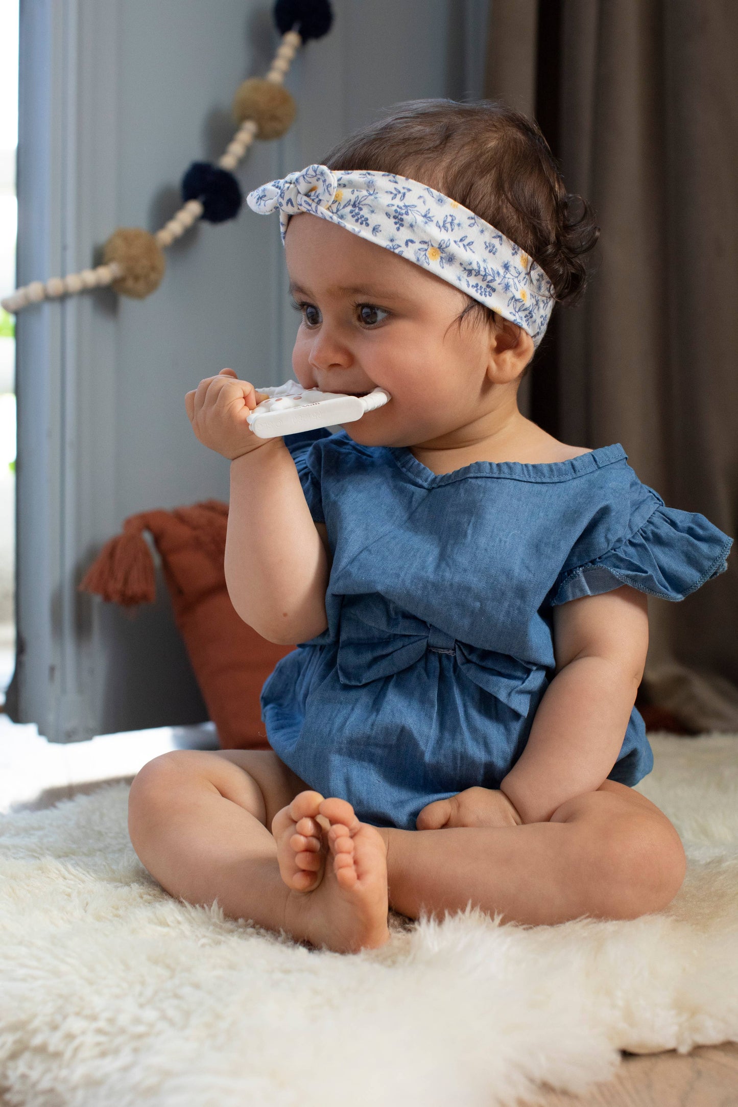 So Pure Sophie La Girafe Teething Ring - Natural Rubber