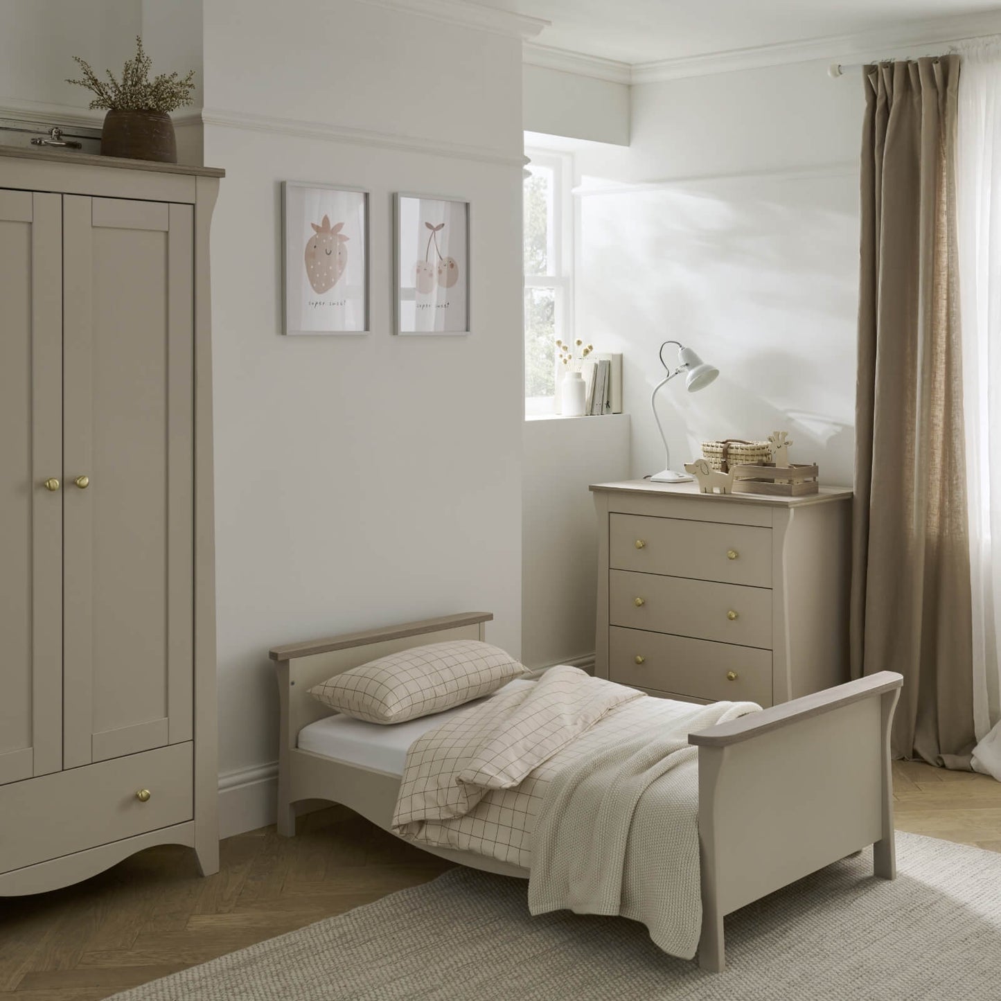 Cuddleco Clara Cashmere & Ash Cot Bed