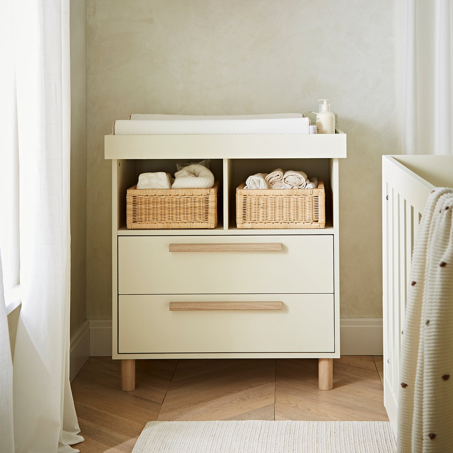 Cuddleco Harper Dresser Changer