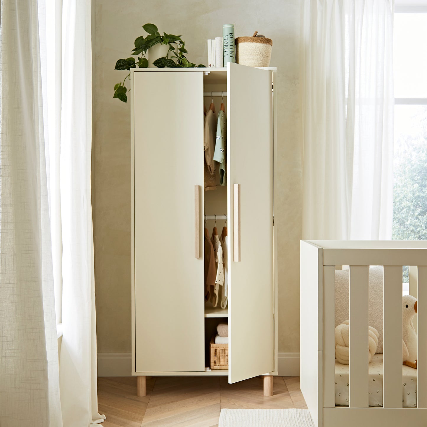 Cuddleco Harper Wardrobe
