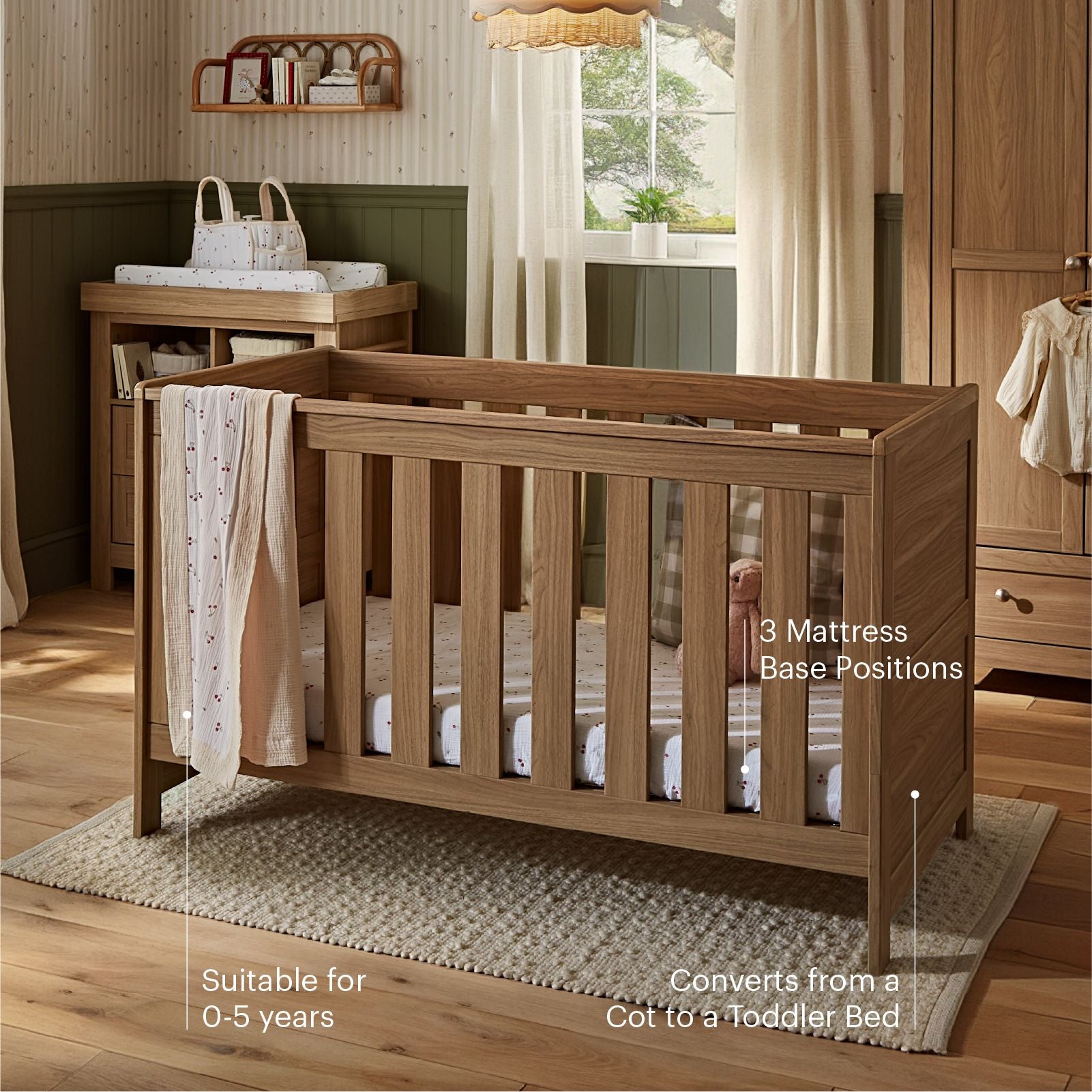 Burford Cot Bed - Oak