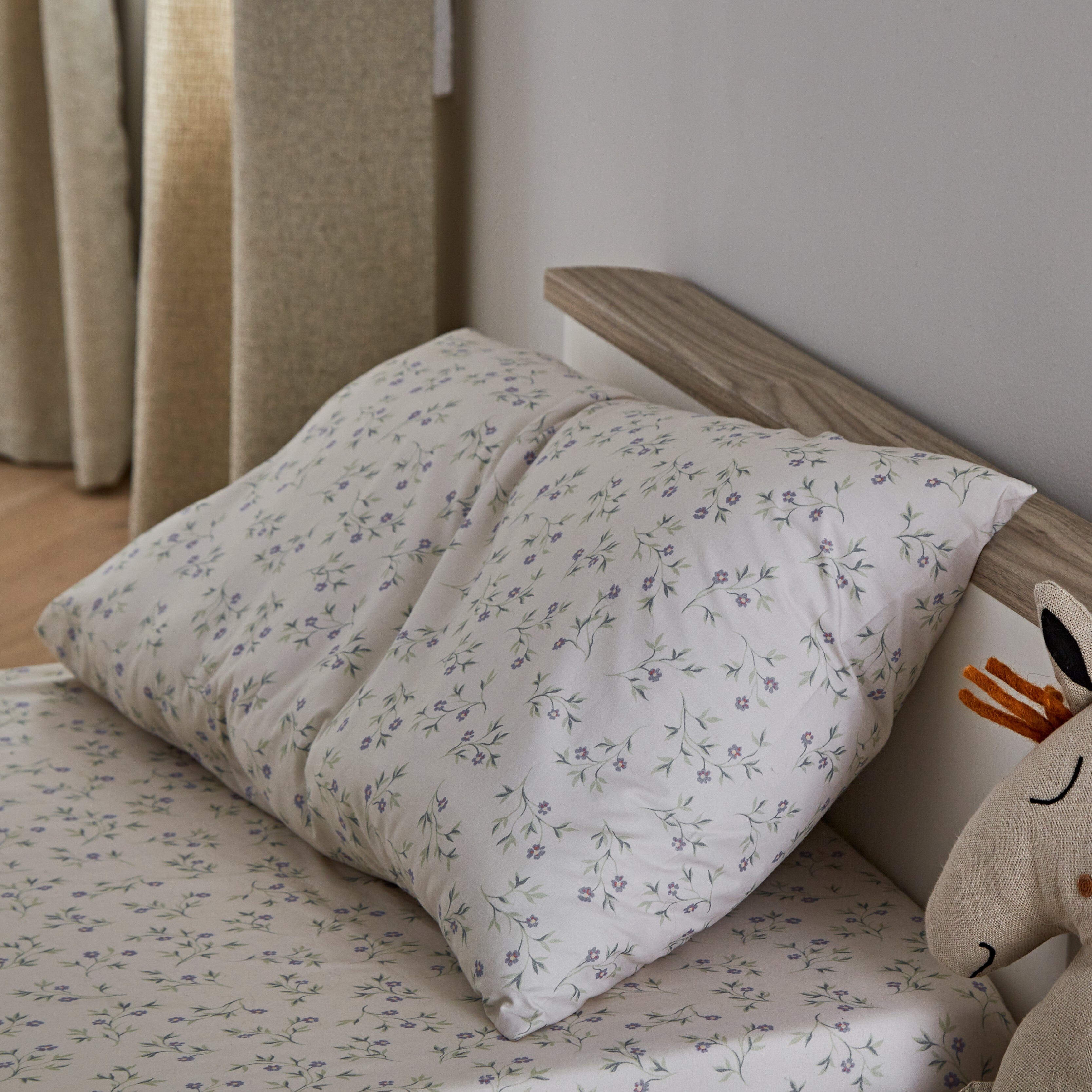 Clara Toddler Bed - White & Ash