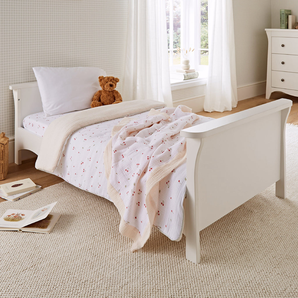 Cot Bed Quilt - Ditsy Cherry