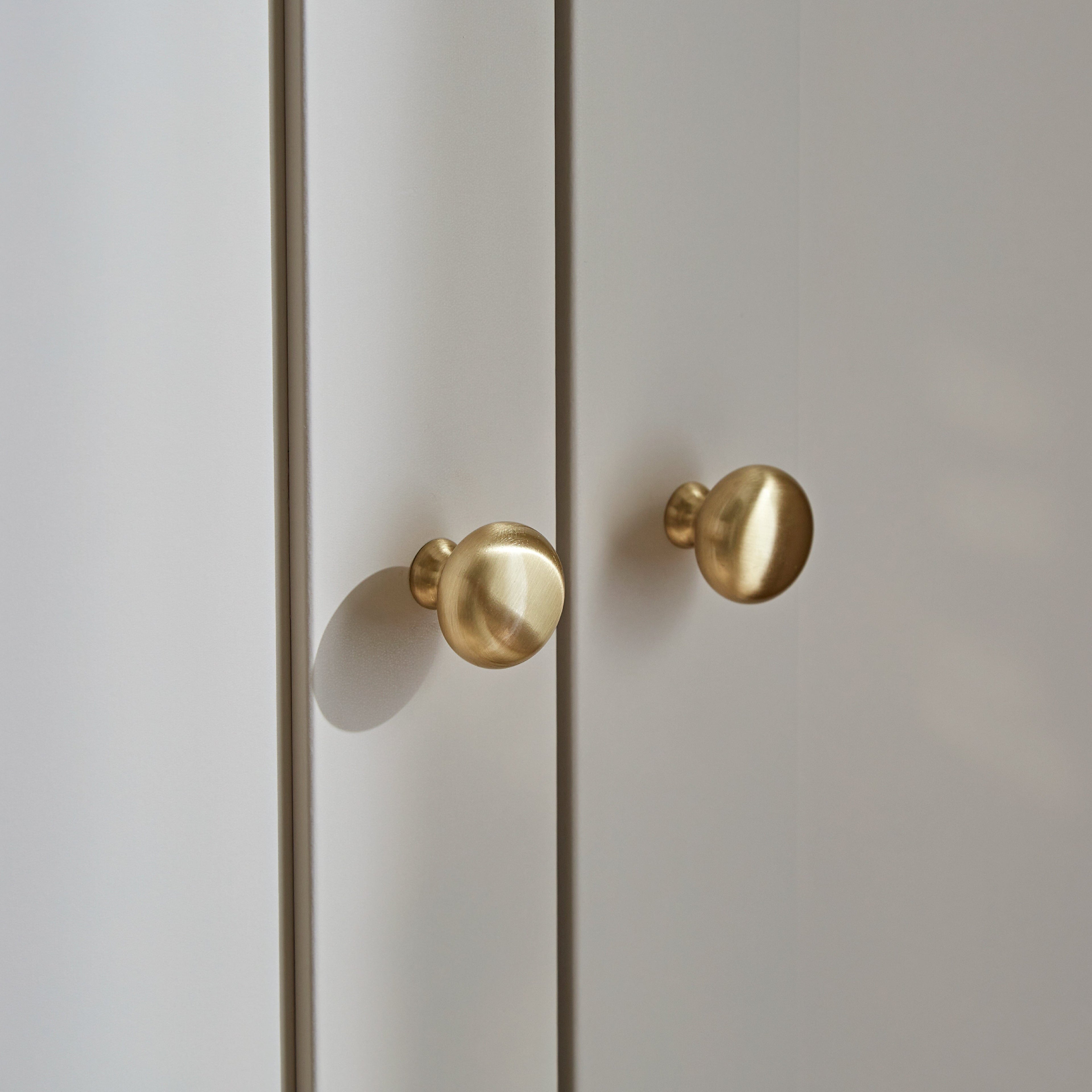 Clara 3 Door Triple Wardrobe - Cashmere & Ash