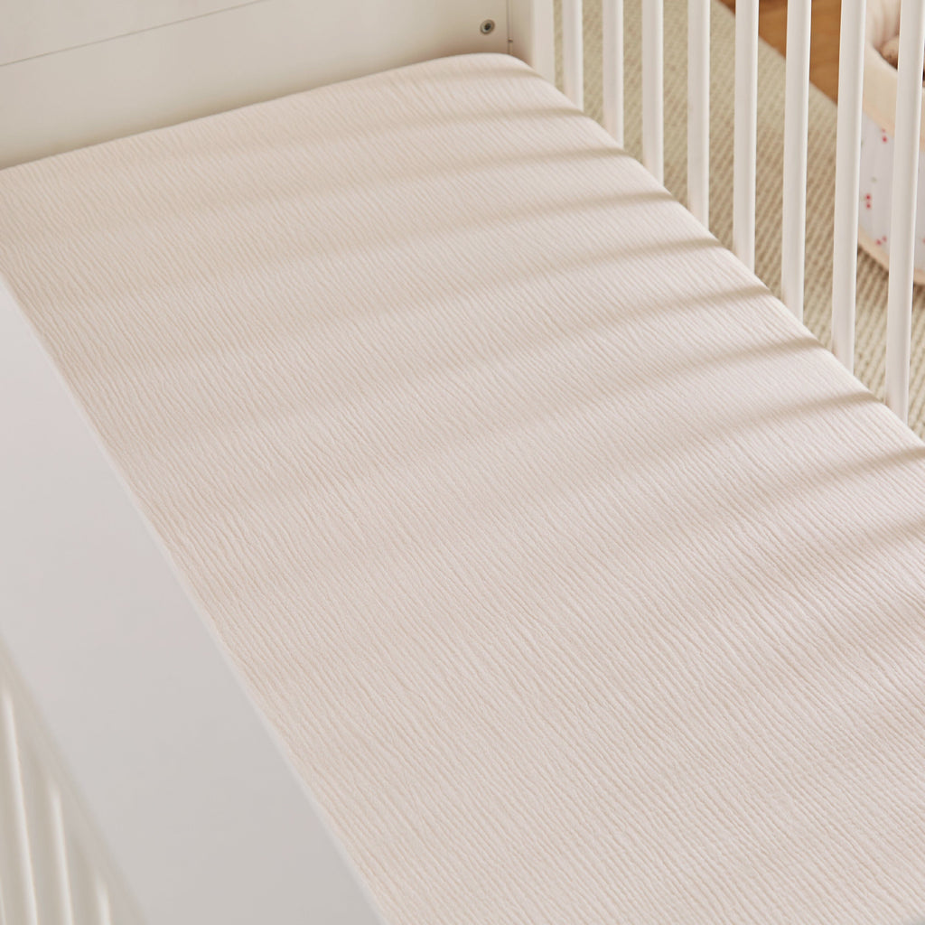 4 Piece Cot Bed Bedding Set - Ditsy Cherry