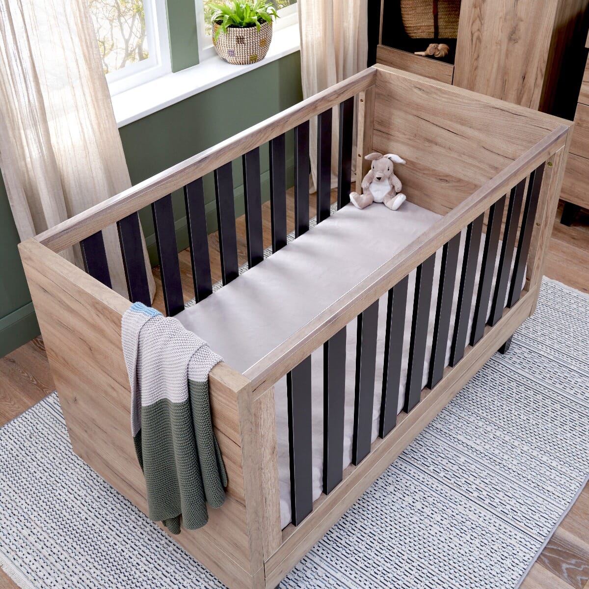Tutti Bambini Como Cot Bed