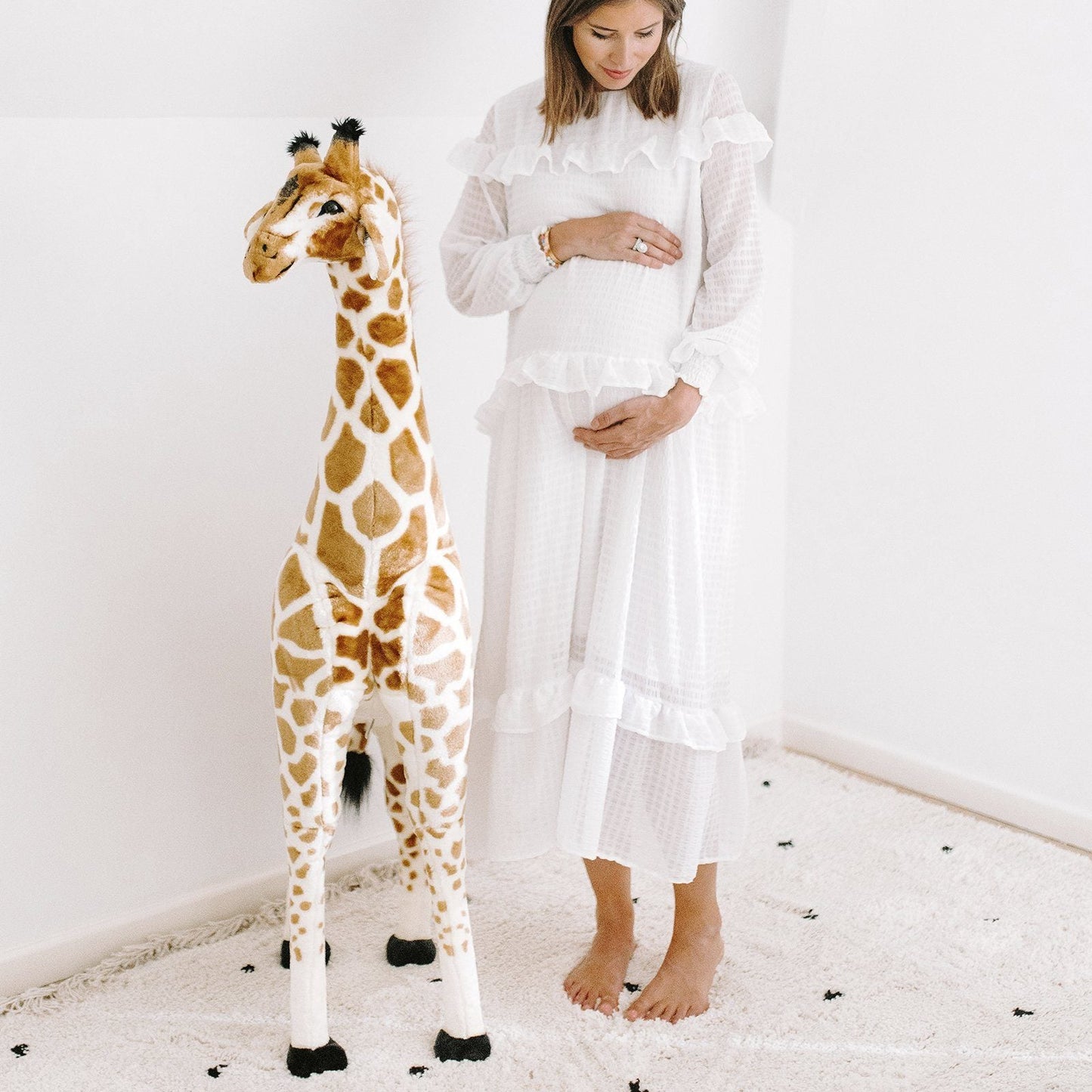 Standing Giraffe 135cm