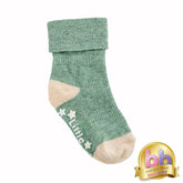Non-Slip Stay On Socks in Forest Green with Oatmeal: 0-6 months