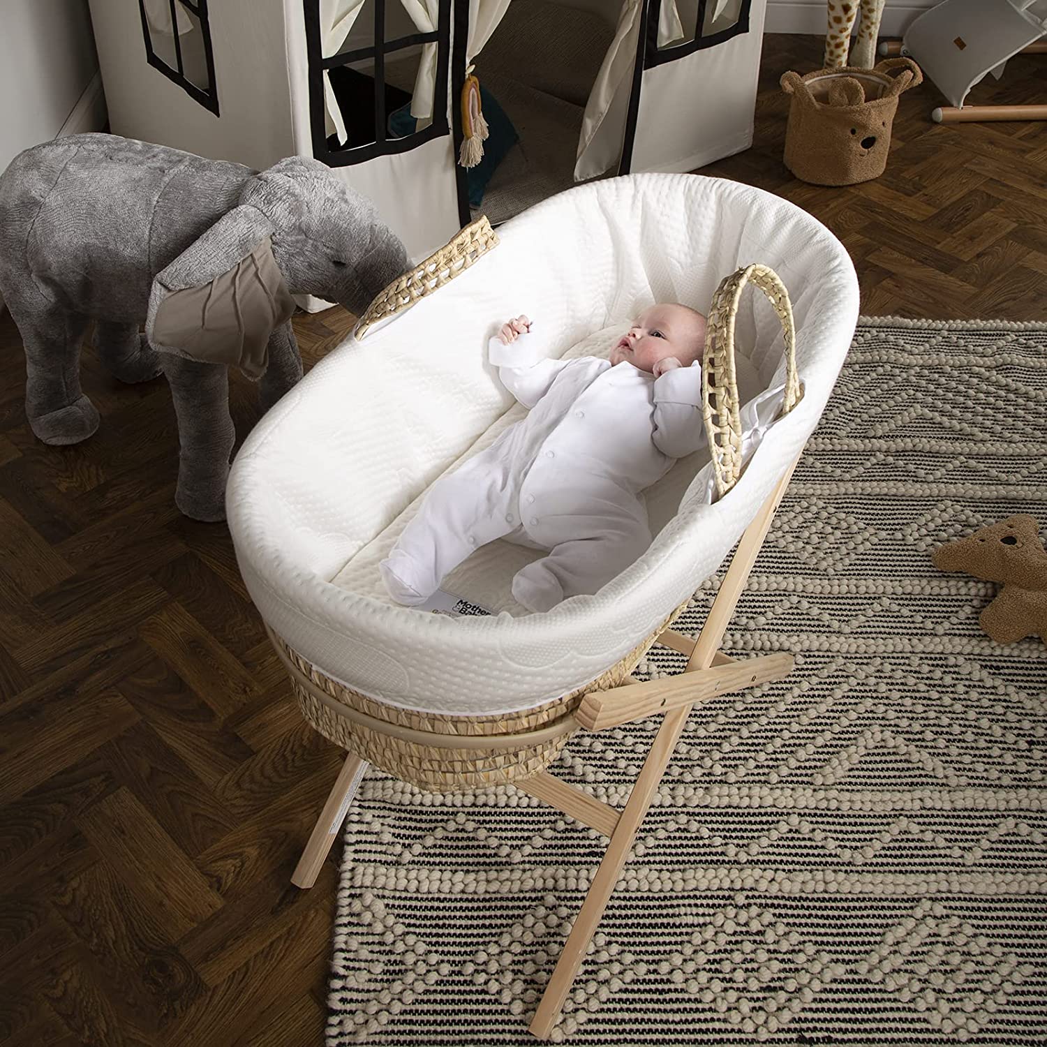 Mother & Baby Moses Basket, Cover & Mattress