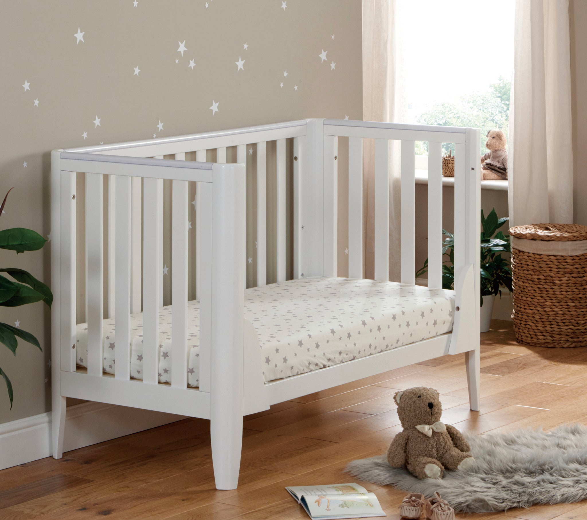 Iris Cot Bed- White